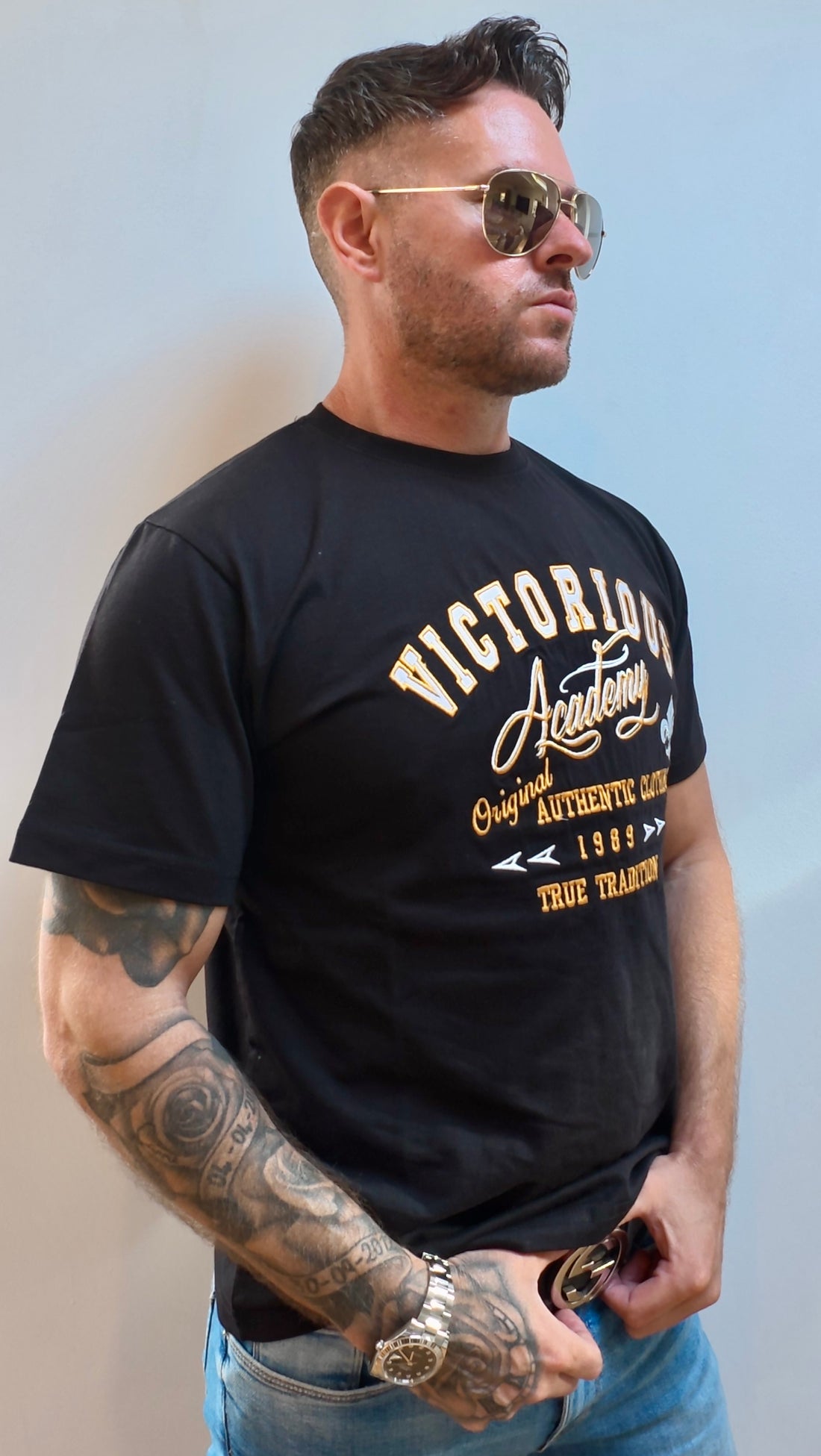 AUTHENTIC CLOTHING EMB T SHIRT