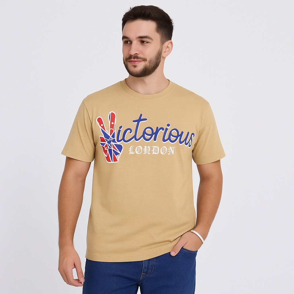 VICTORY SIGN  PRINT T SHIRT