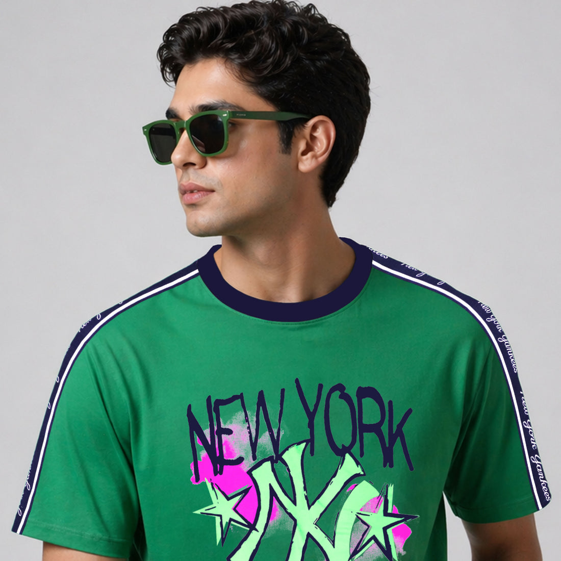 New York Yankees Green Color Oversized Logo Printed T Shirt
