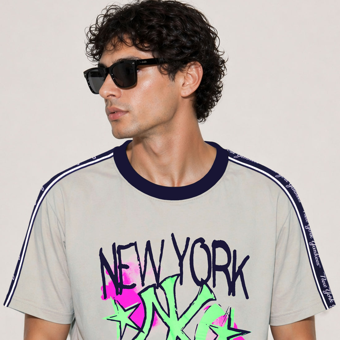 New York Yankees Beige Color Oversized Logo Printed T Shirt