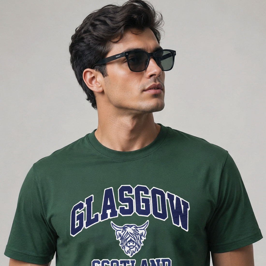 Glasgow Bull Scotland Applique Embroidered T Shirt
