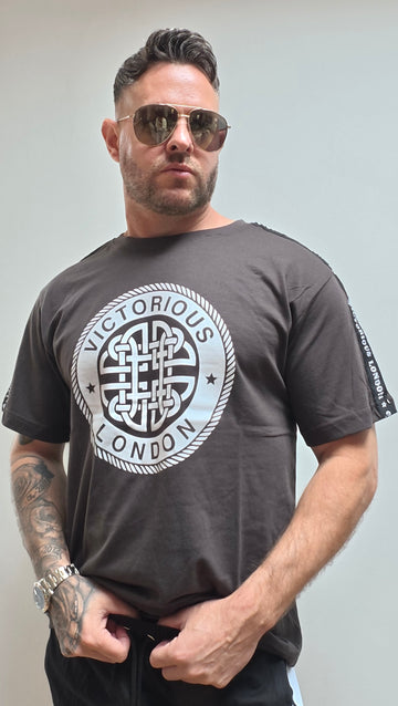 VICTORIOUS ROUND T SHIRT